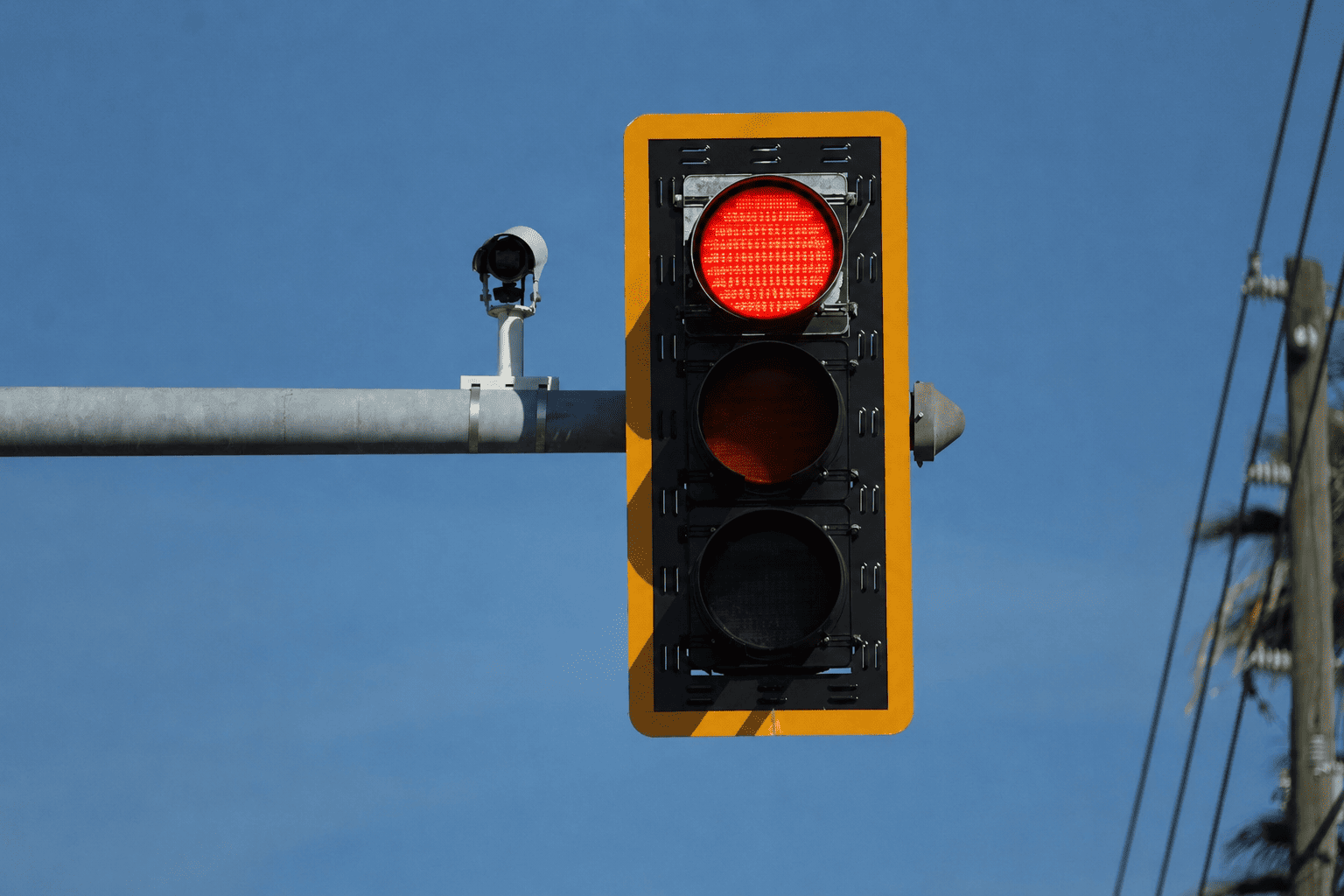 Traffic signal displaying a red light