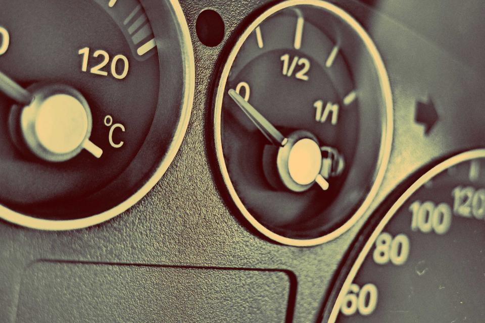 Car interior and dashboard — Florida seatbelt and injury claims